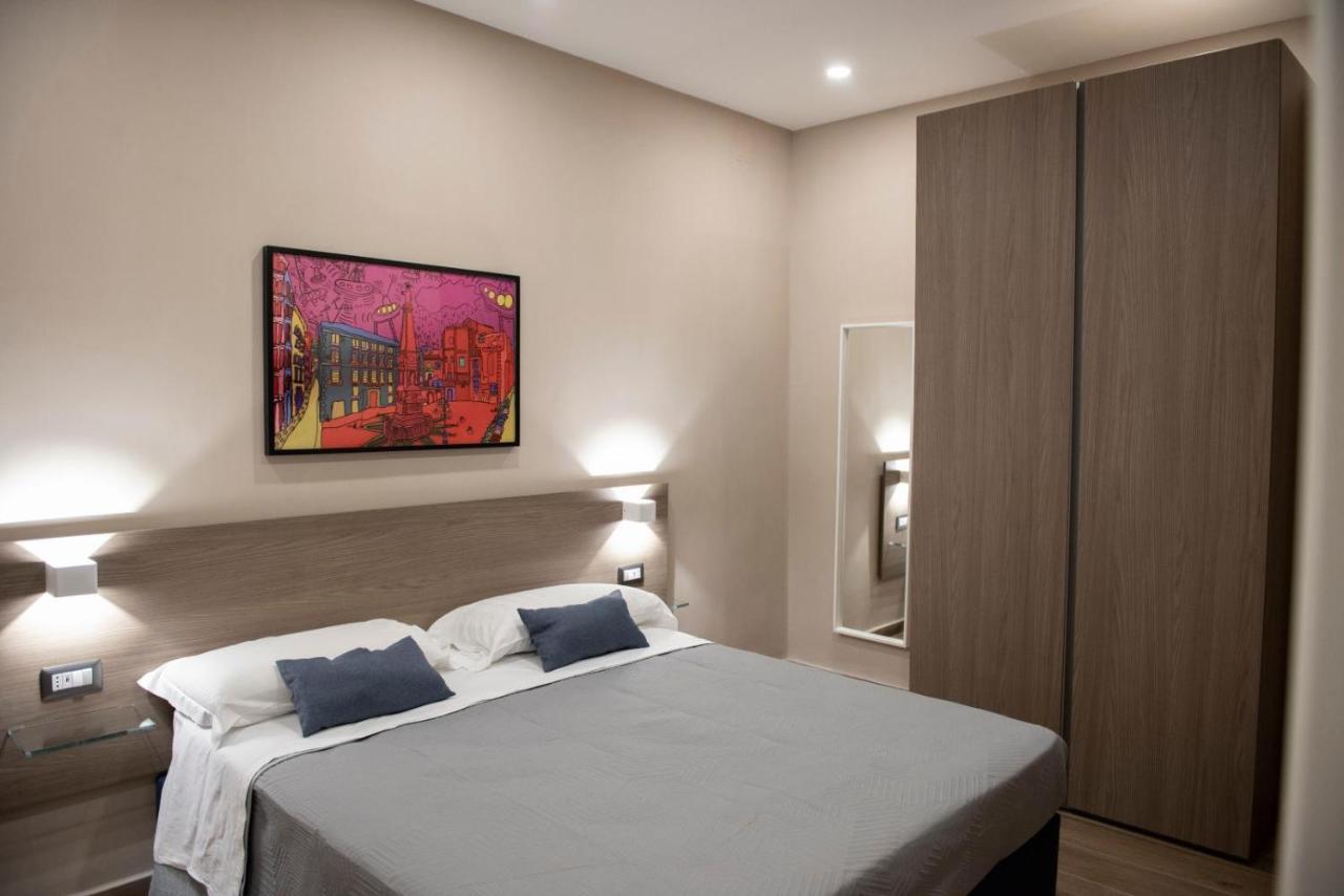 נאפולי Famalu Apartments מראה חיצוני תמונה