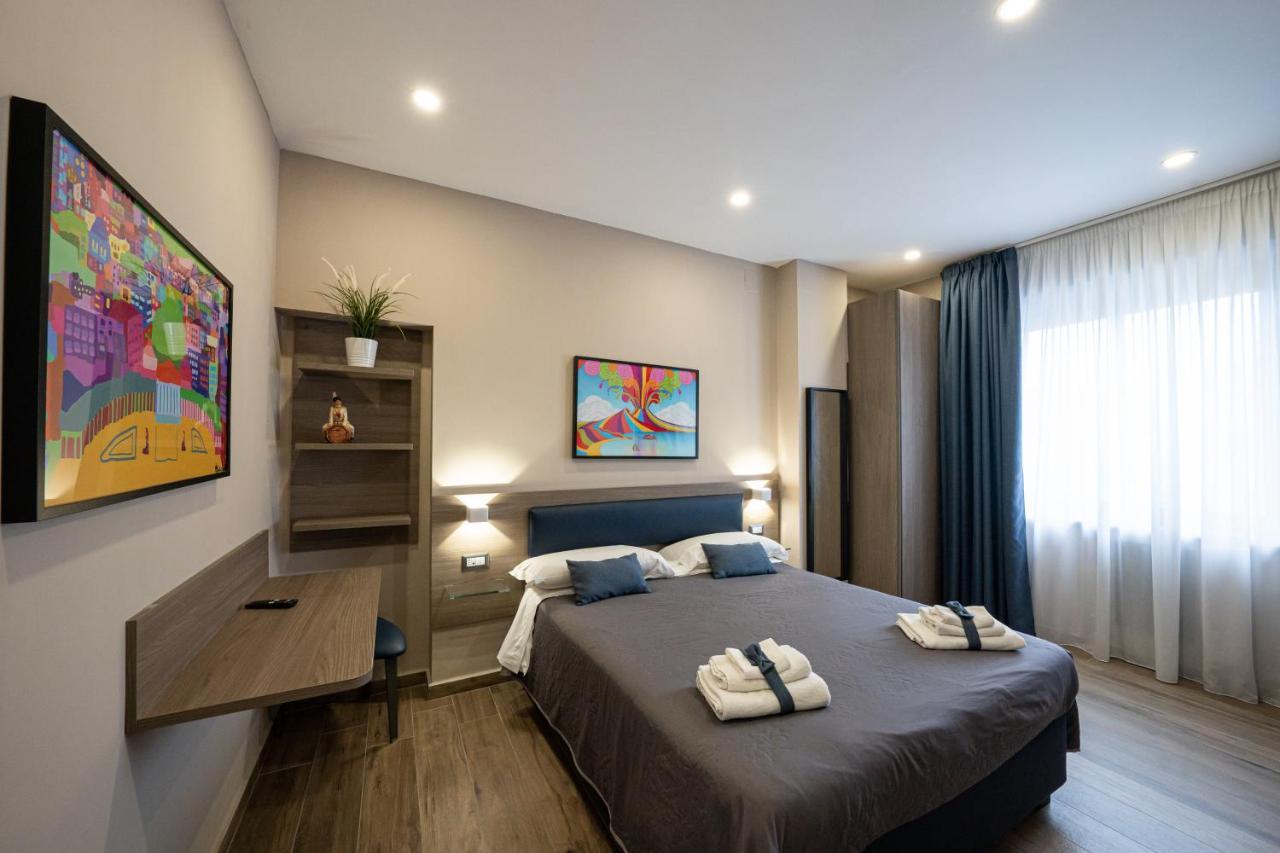 נאפולי Famalu Apartments מראה חיצוני תמונה