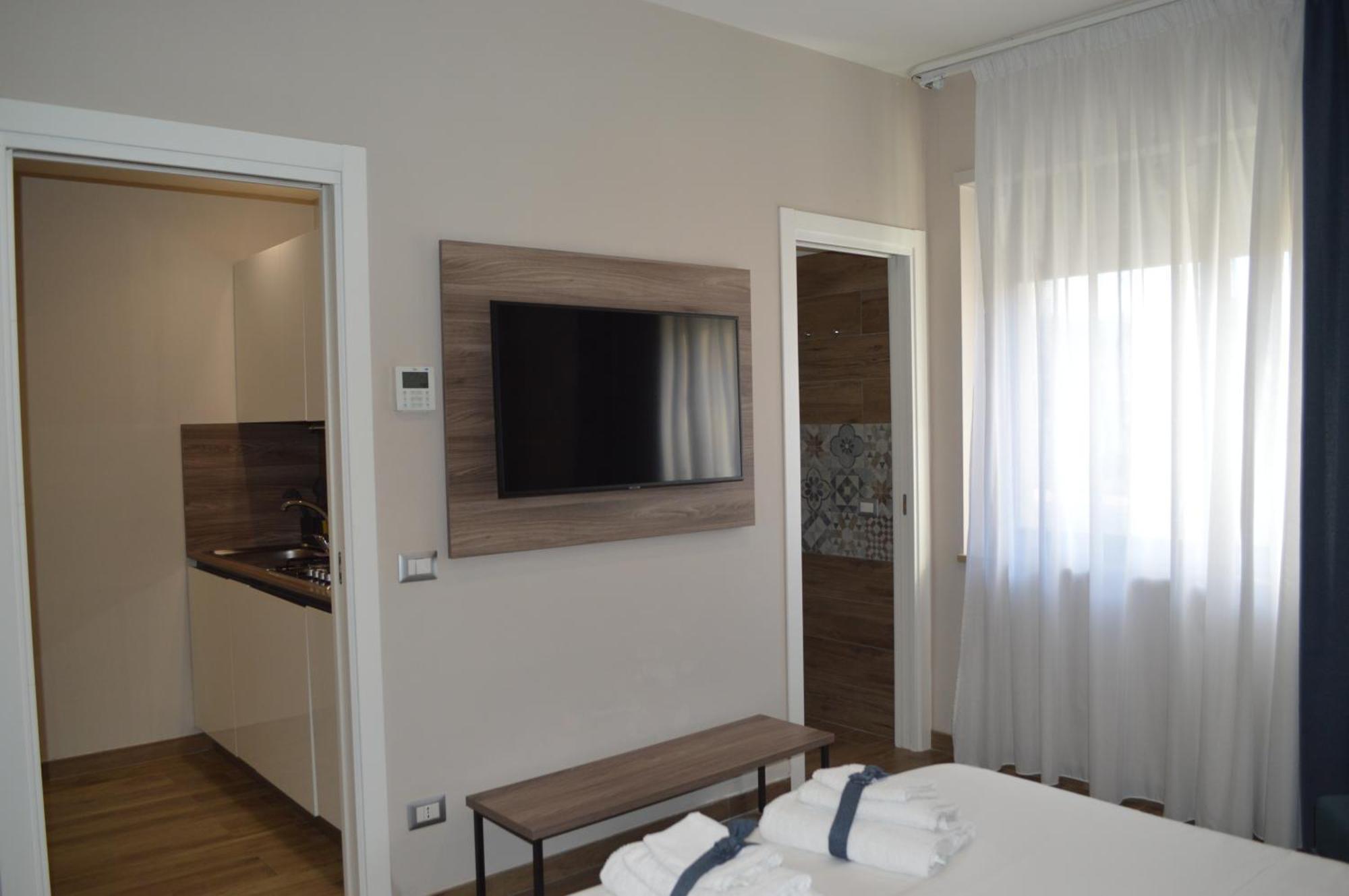נאפולי Famalu Apartments מראה חיצוני תמונה